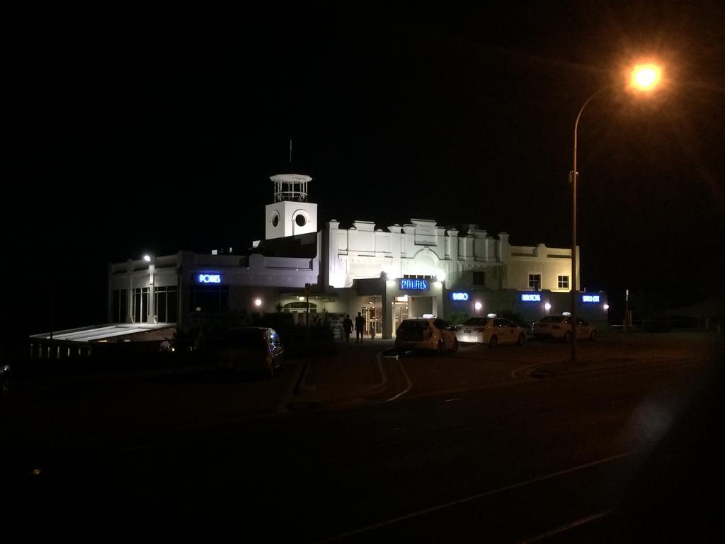 Adelaide - Semaphore Beach Front エクステリア 写真
